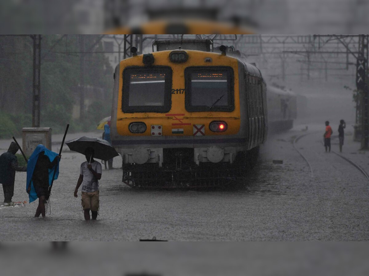 Mumbai-Ahmedabad Shatabdi Express cancelled due to water-logging at Nallasopara: List of all affected trains here