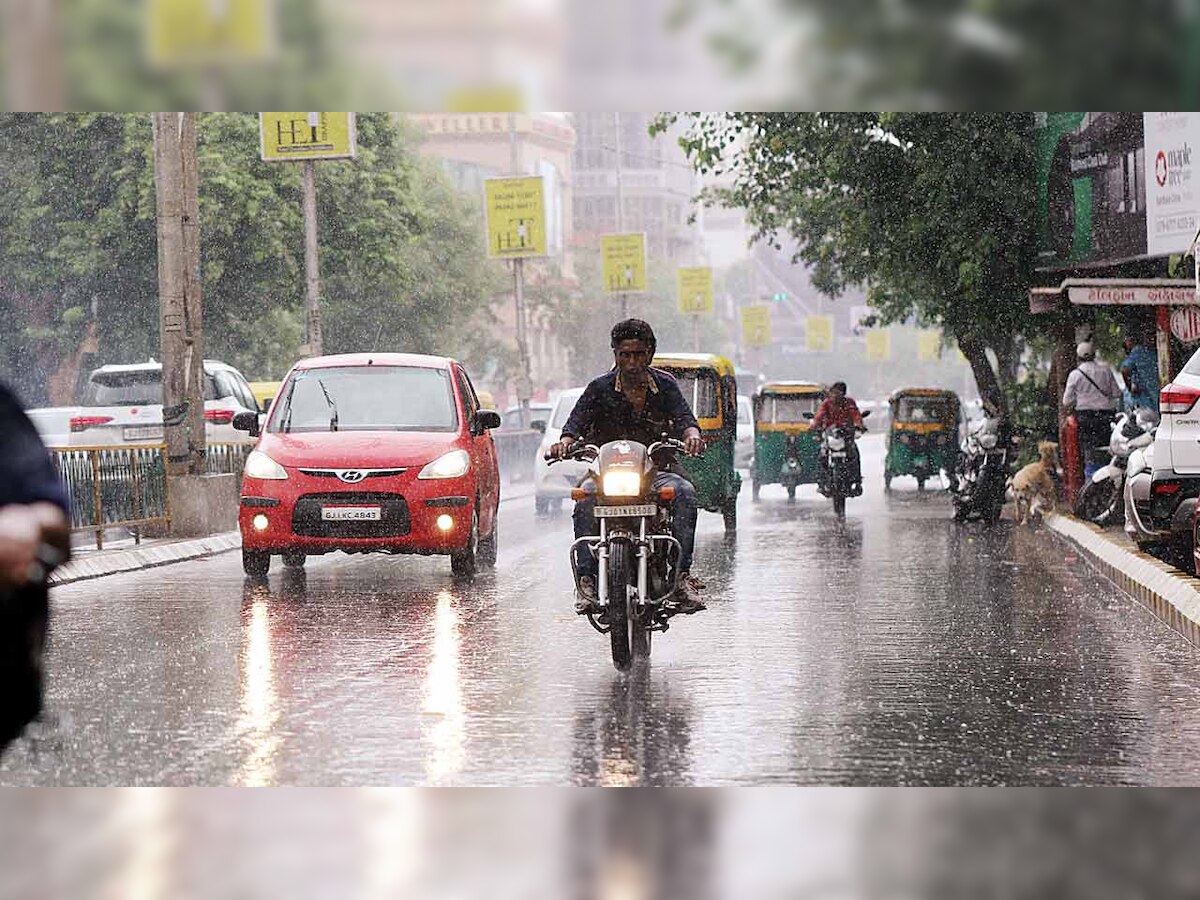 Light rain in Ahmedabad, NDRF deployed in south Gujarat