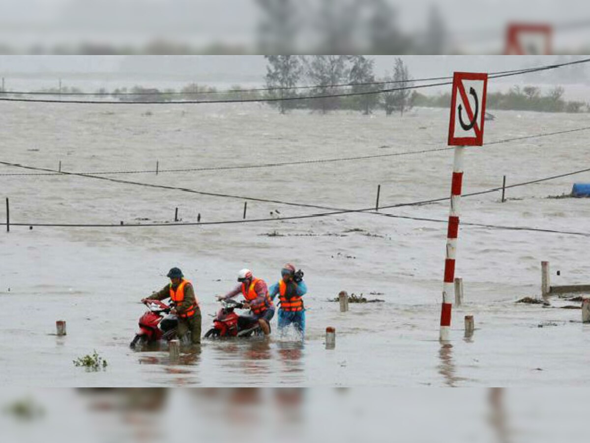 Vietnam flooding kills 20, leaves over a dozen missing