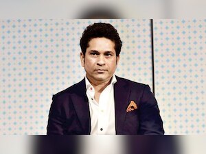 'Ashwin and Jadeja can also bat': Sachin Tendulkar weighs in on the Kuldeep debate