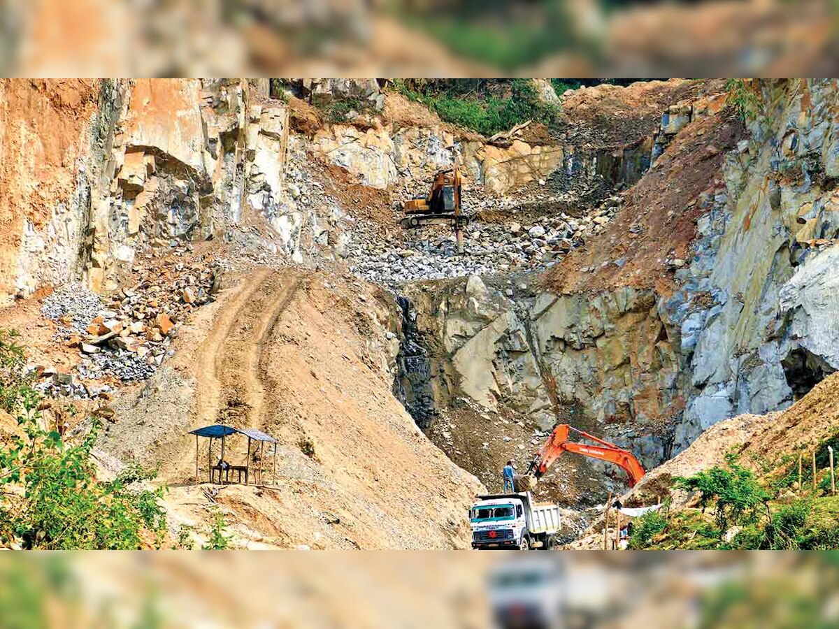 Kaziranga director seeks closure of mining on park’s edge in Karbi-Anglong