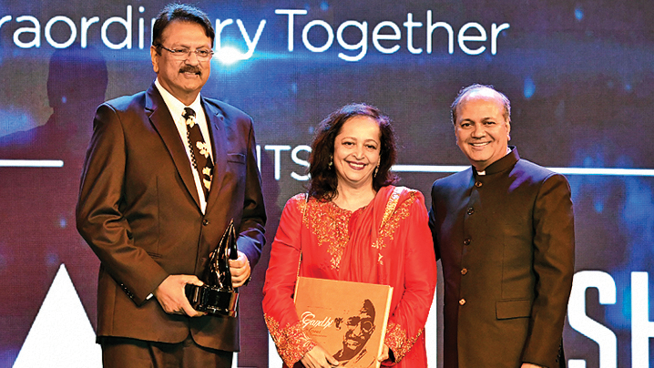 Ajay Piramal, Swati Piramal and Ramesh Narayan Courage, fearlessness and focus make great business leaders: Ajay Piramal