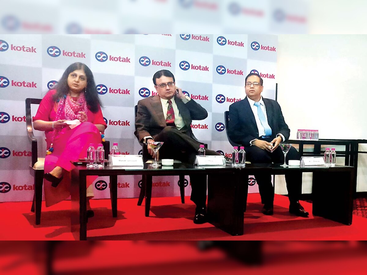 Gujarat People still shy away from banks to open account