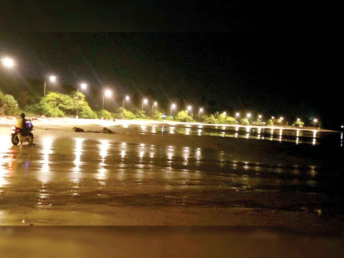 After Juhu Beach, BMC illuminates six beaches at Malad