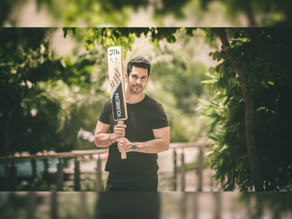 Yuvraj Singh's special gesture for Angad Bedi, gifts him a bat for ‘The Zoya Factor’