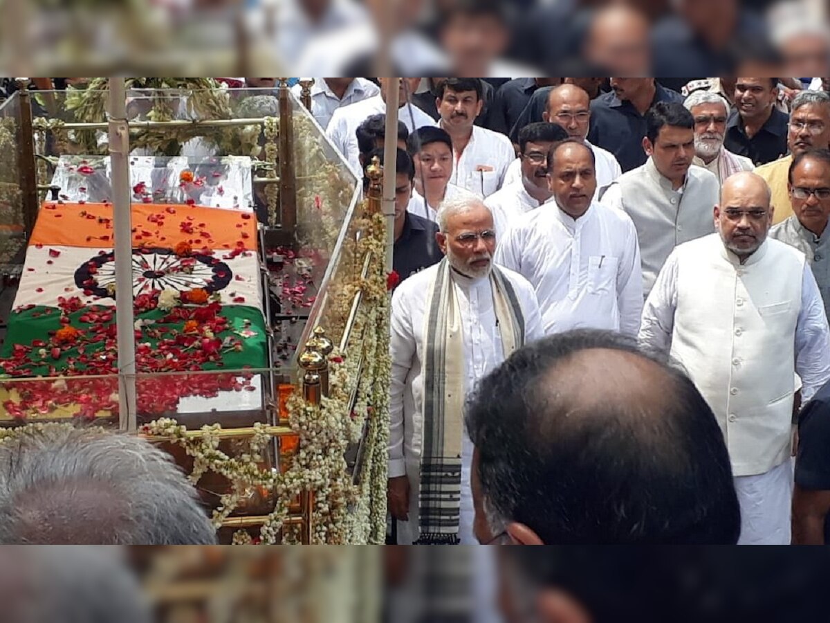 Atalji Amar Rahenge: Tearful nation bids goodbye to her favourite son