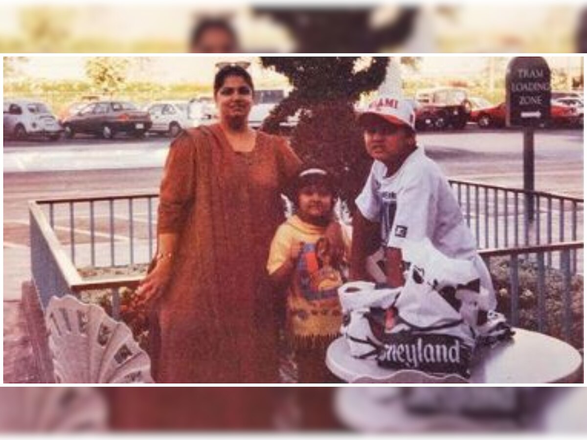 You can't afford to miss Arjun Kapoor and Anshula Kapoor's childhood pic with their mother Mona Kapoor