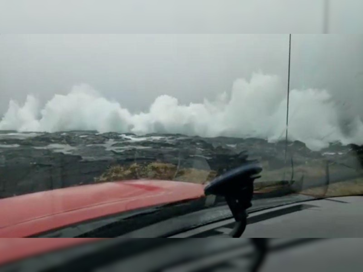 Hurricane Lane threatens direct hit on Hawaii, churns toward Oahu