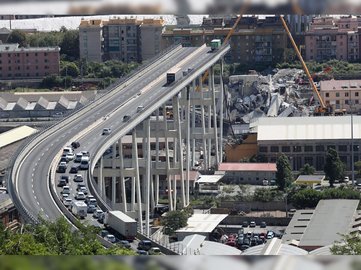 Why no one thought to close Italy's crumbling bridge