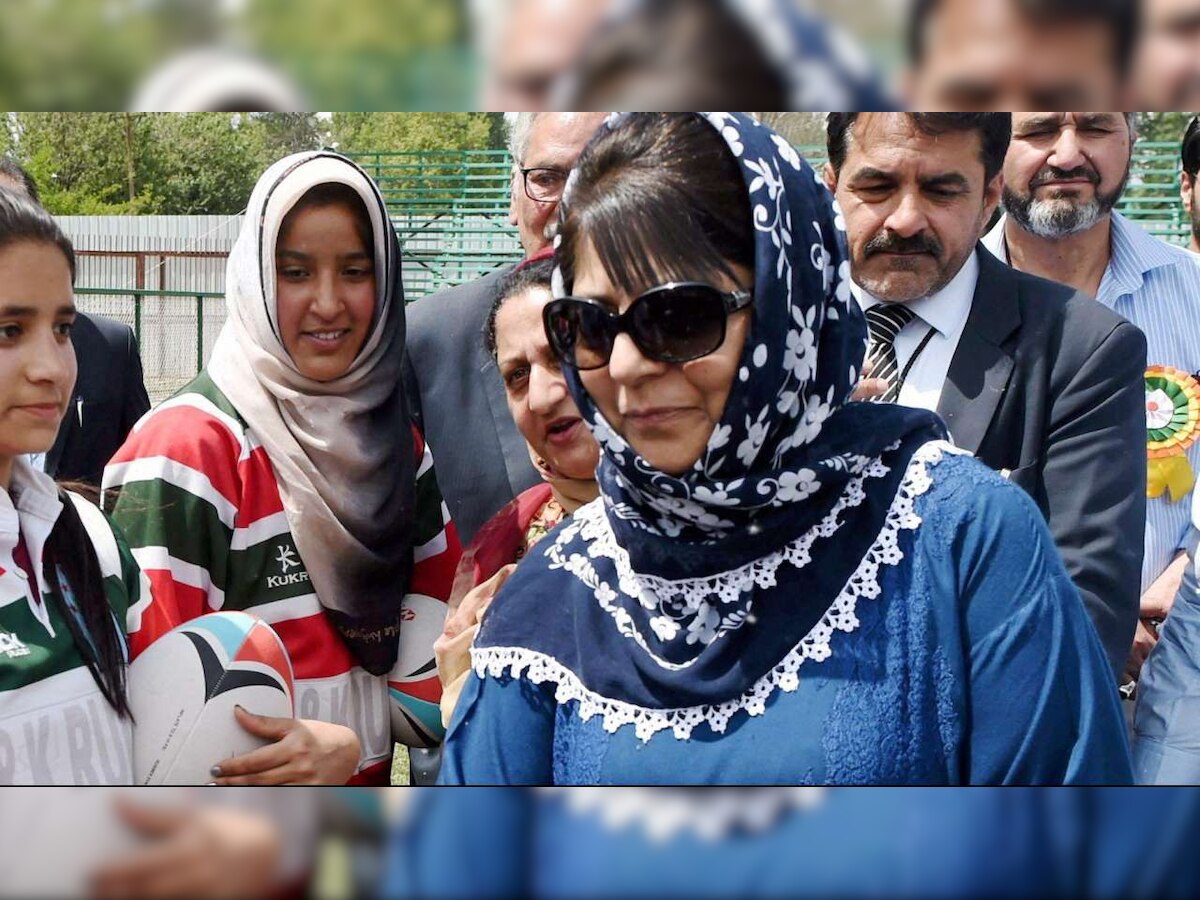 Mehbooba Mufti drops close aides to quell rebellion in PDP