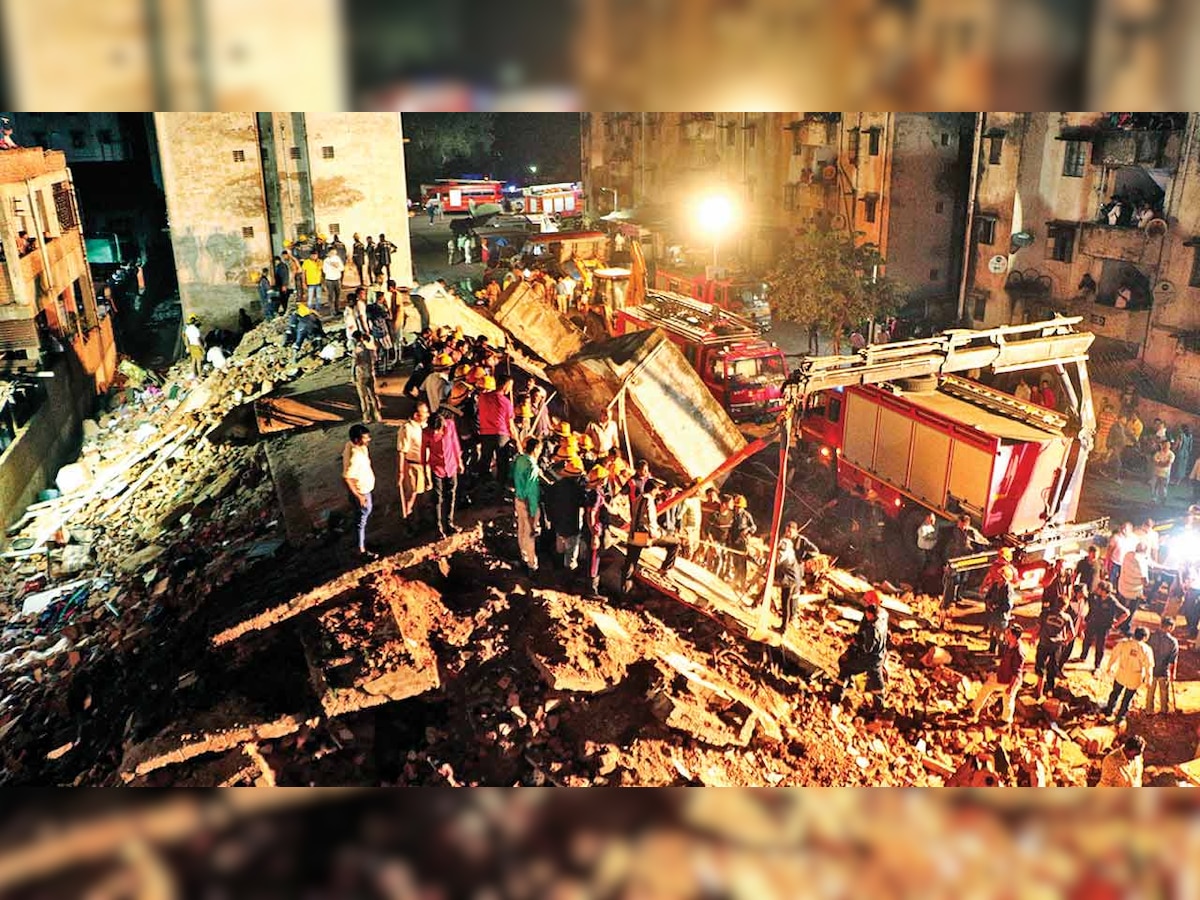 Odhav building collapse: AMC serves notice to 5 buildings in Odhav, 400 evacuated