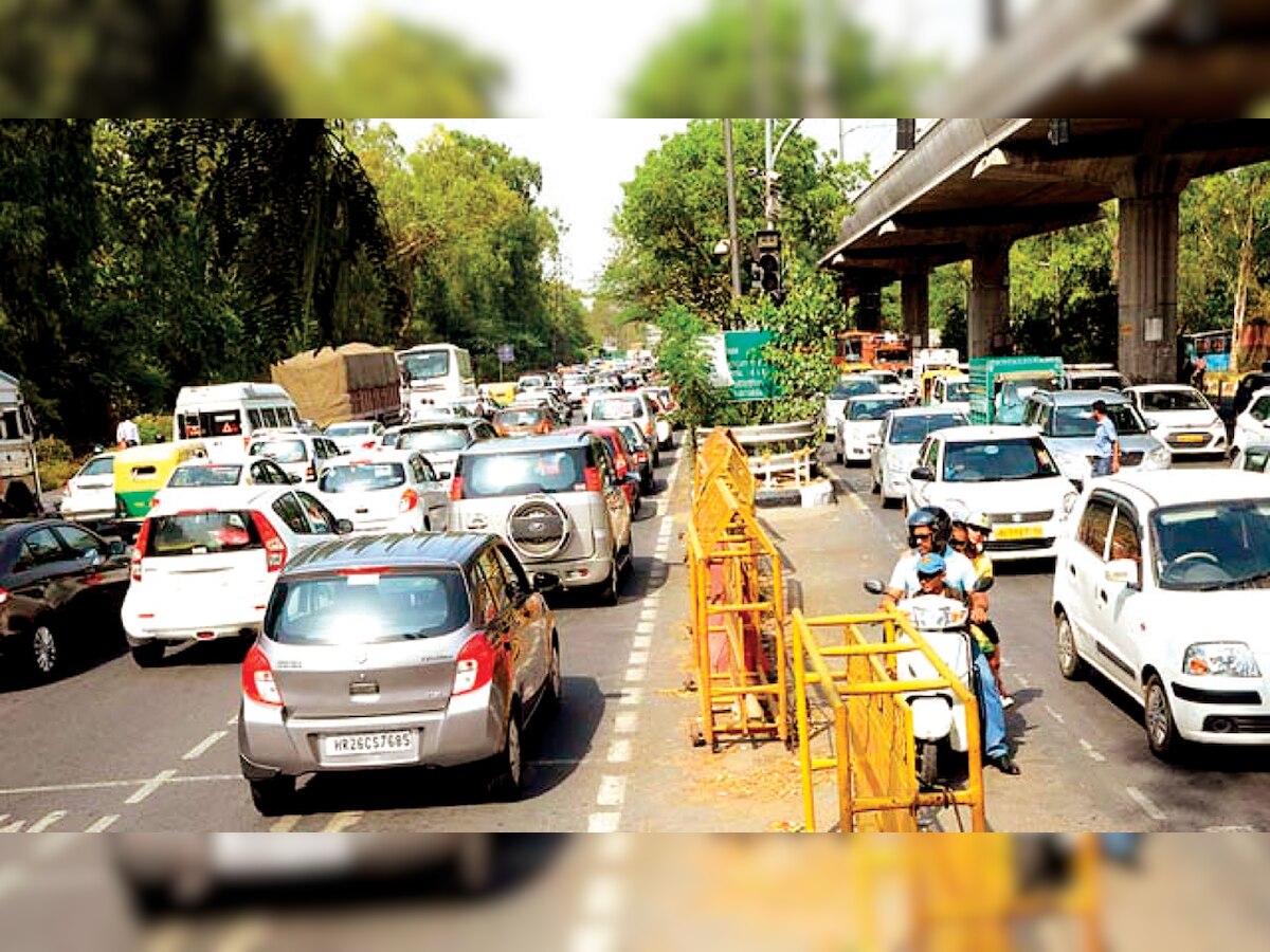 AAP leader's procession against drug peddlers creates traffic jam in Delhi