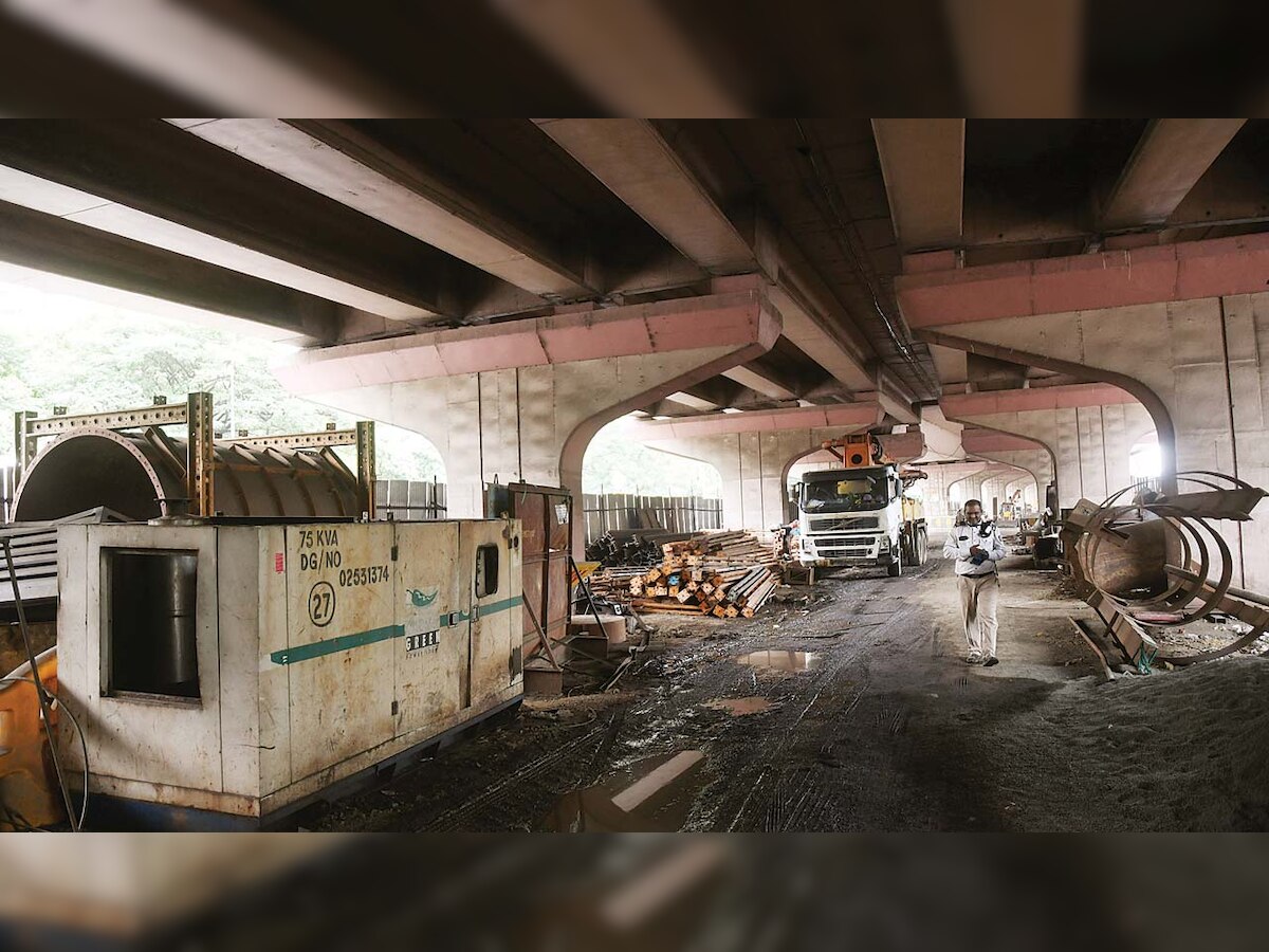 BMC yet to take back 27 open plots from private firms
