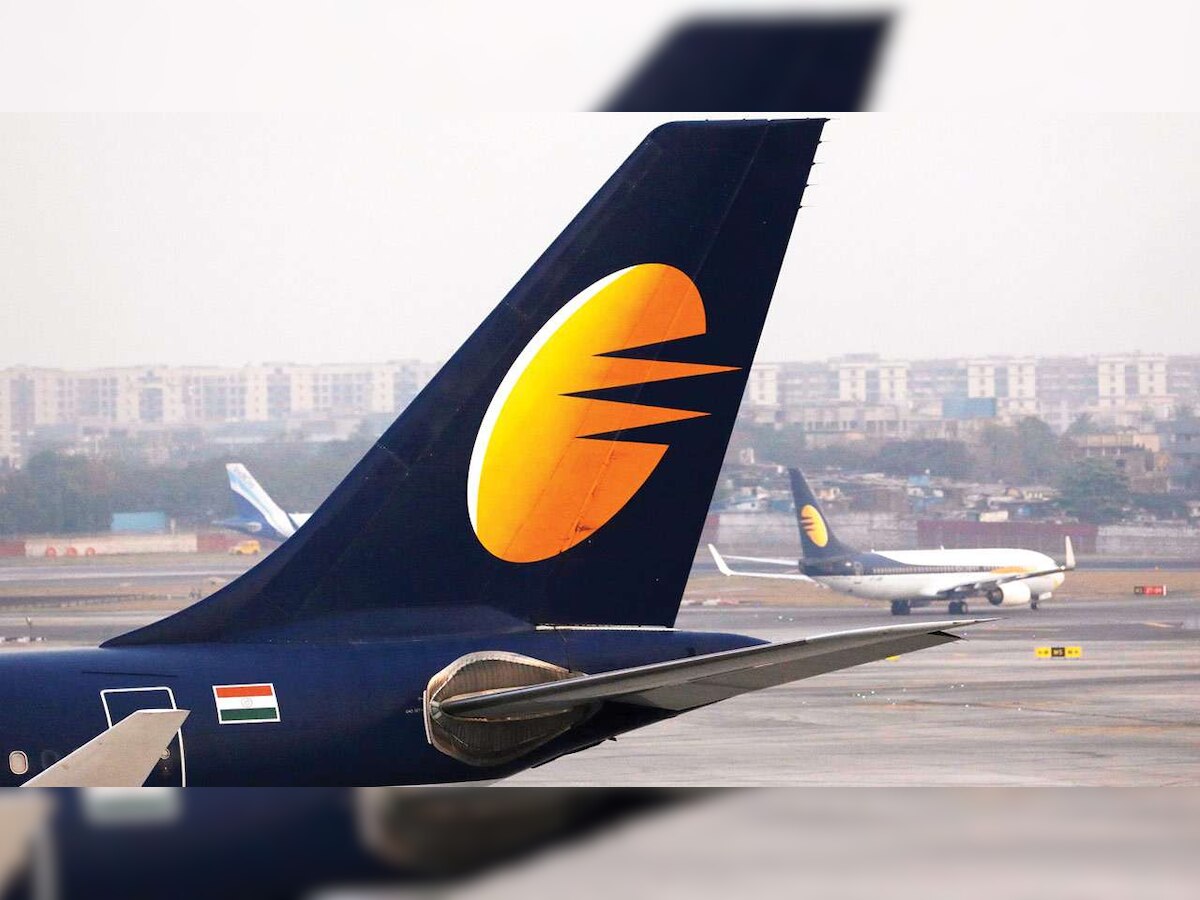 Cash crunch: Some senior staffers handed pink slips by Jet Airways 