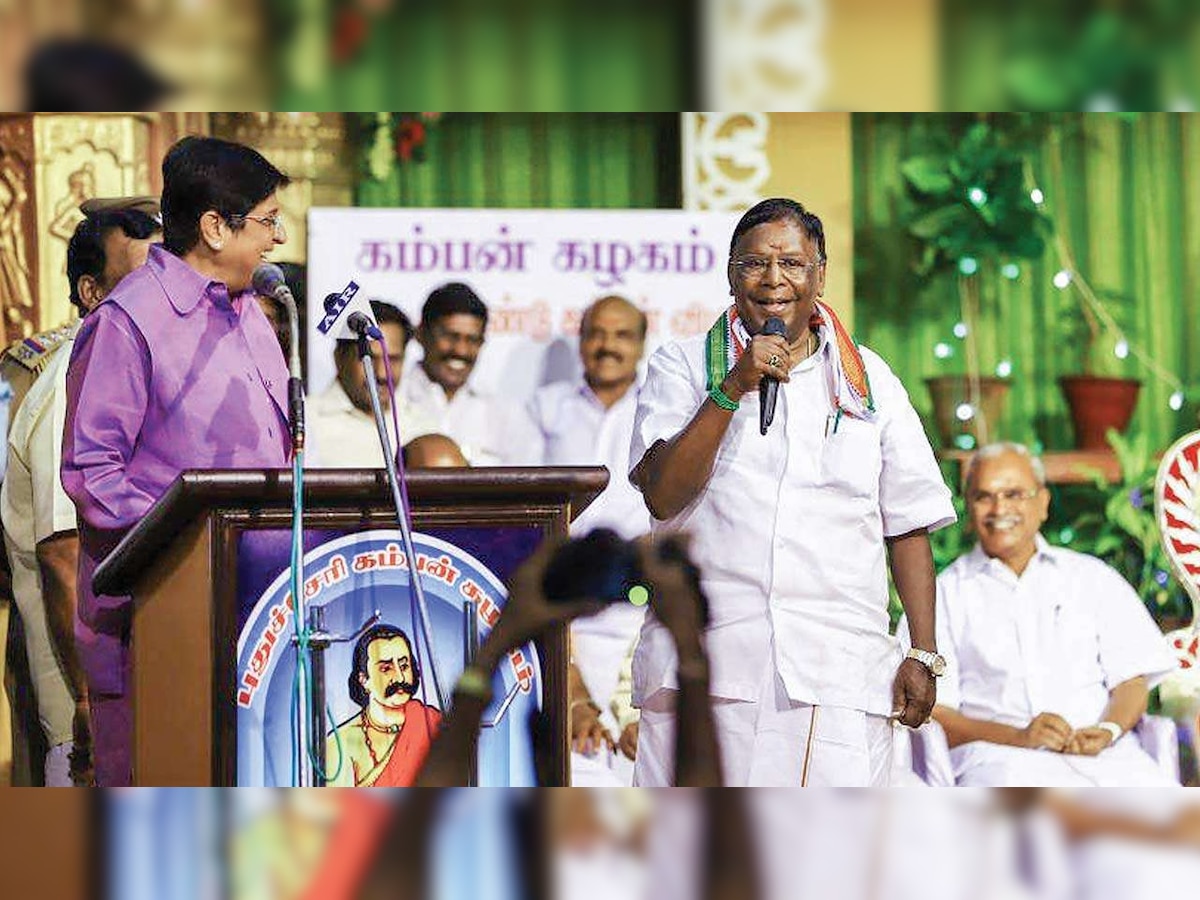 Puducherry CM Narayanasamy accuses Kiran Bedi of giving 'untrue' information on central grants