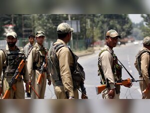 Heartbreaking images of job aspirants getting assaulted by UP police ...