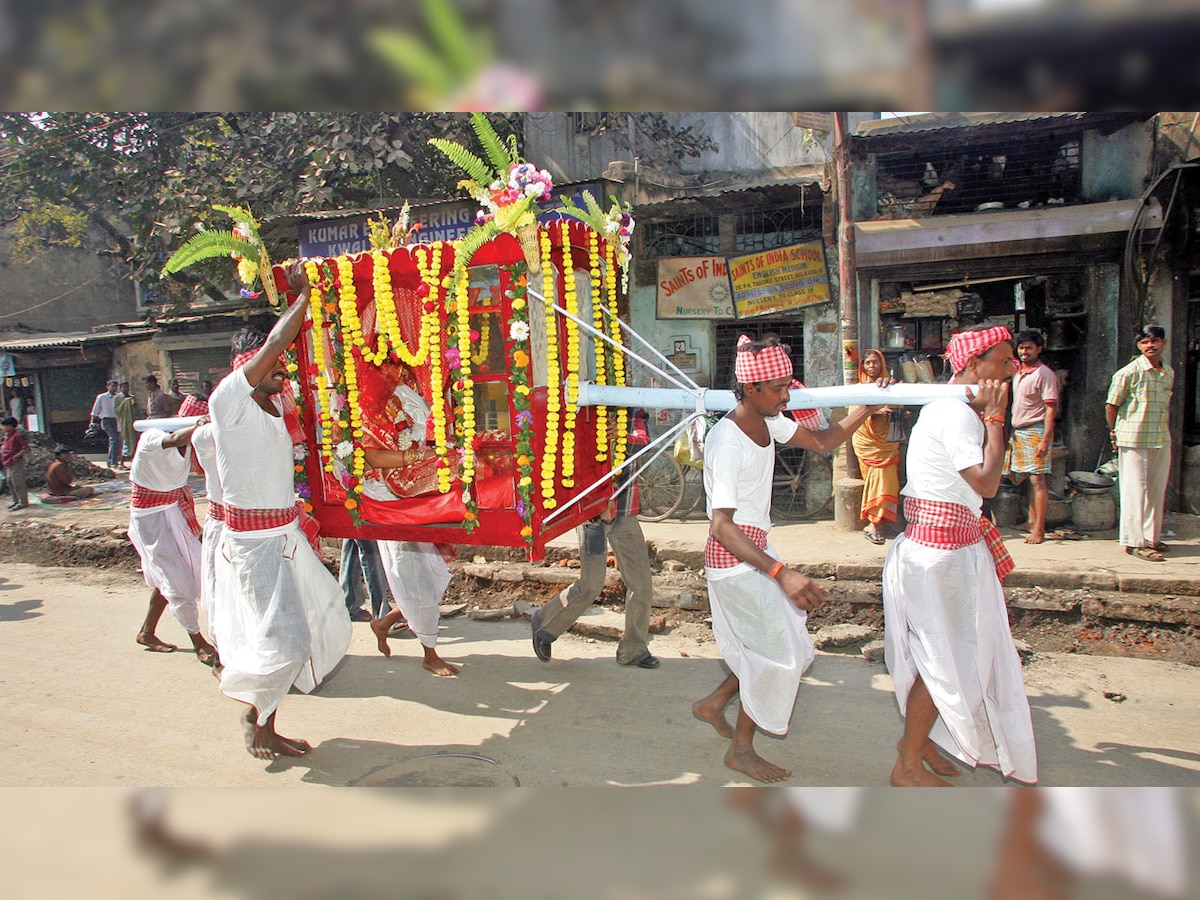 India Post’s expensive palkhi service