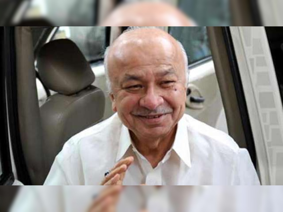 Sushil Kumar Shinde slams PM Modi for repeatedly playing 'chaiwala' card