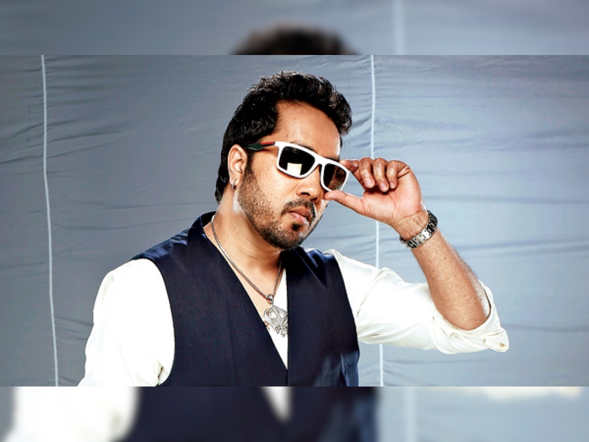 Singer Mika Singh detained in UAE for allegedly harassing 17-year-old girl, details inside