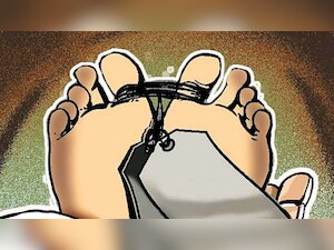 Indian social worker commits suicide in UAE