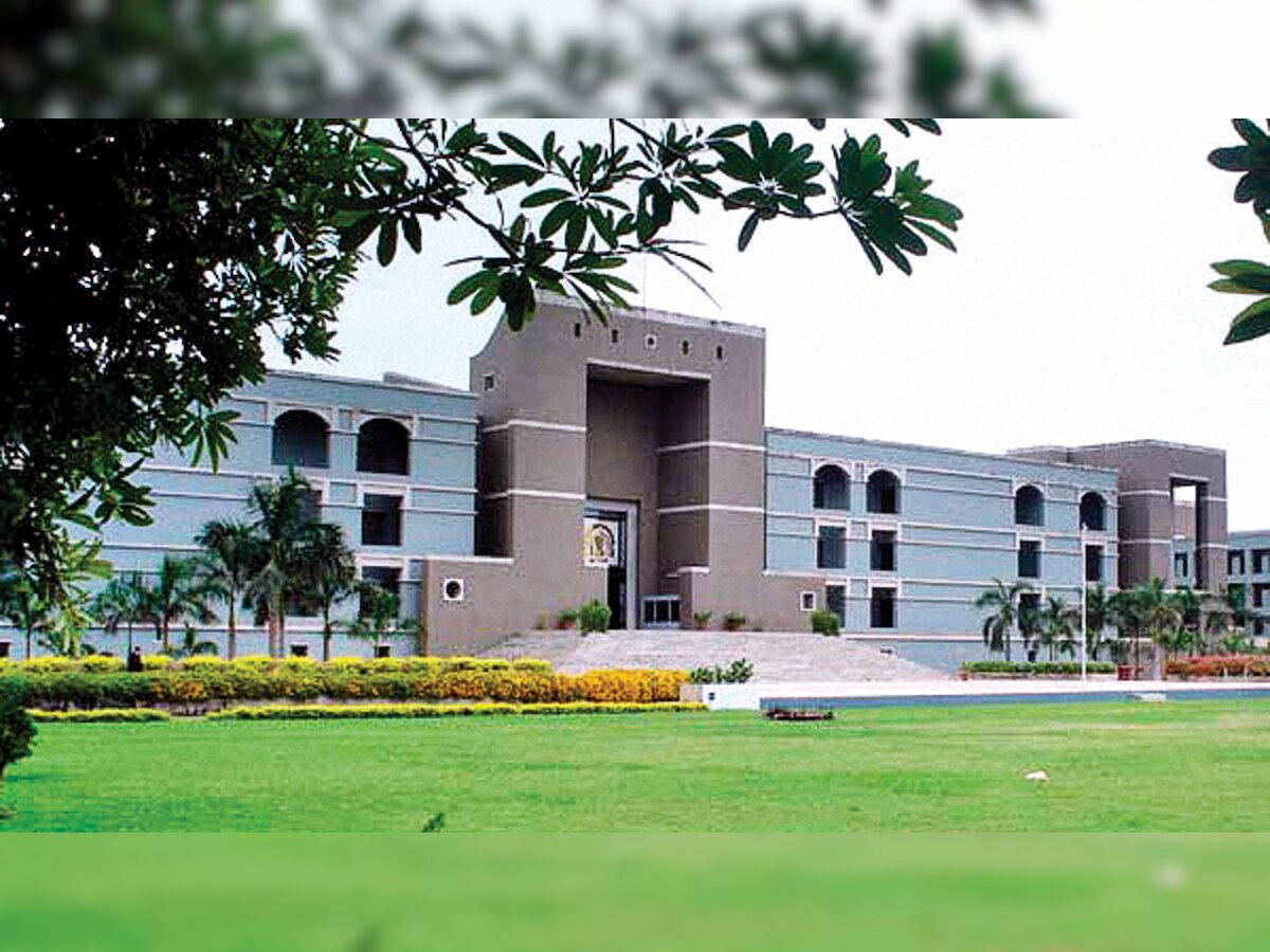 'Fail' engineering students pass exam after Gujarat High Court intervenes