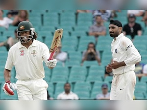 'Monkeygate' reopens: You have turned out to be a good fiction writer, Harbhajan slams Symonds