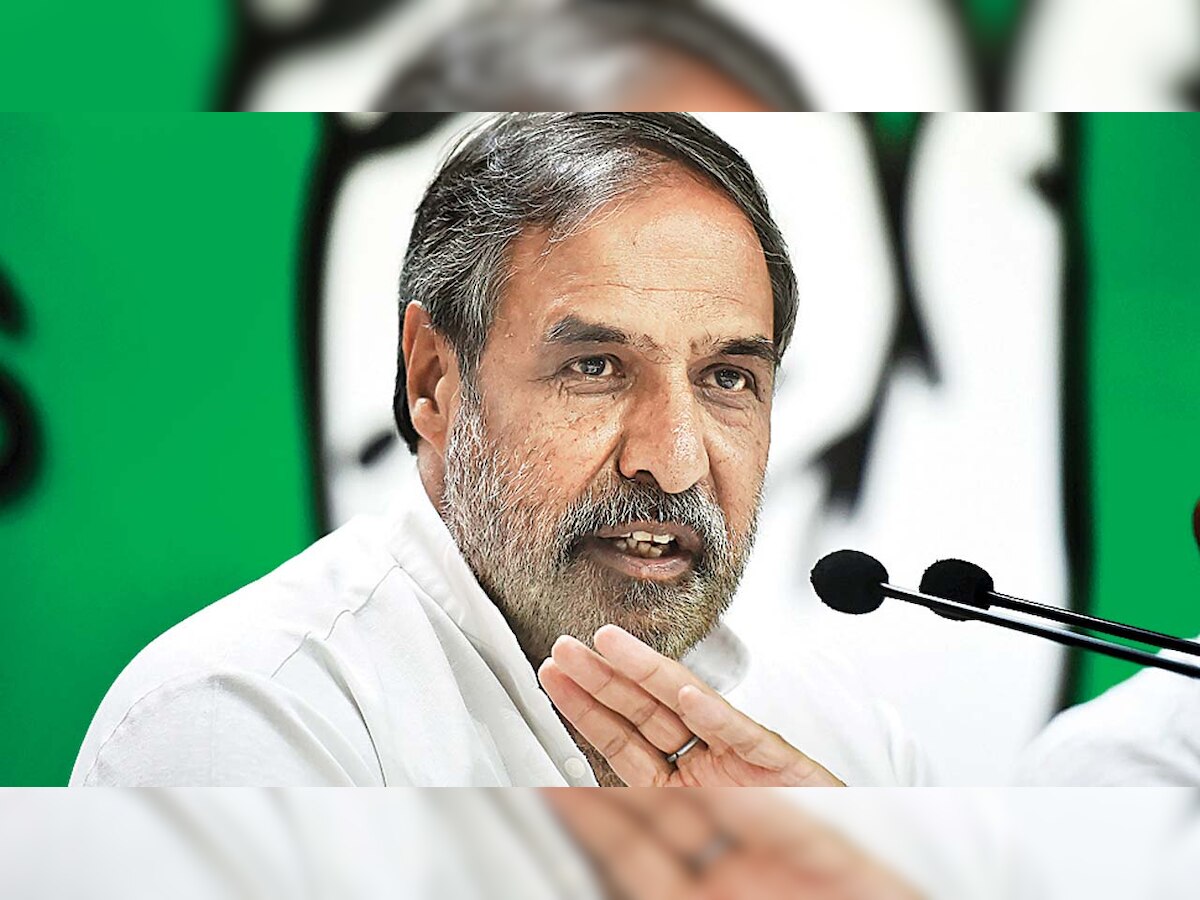 RAFALE ROW: Congress urges Supreme Court to recall Rafale verdict