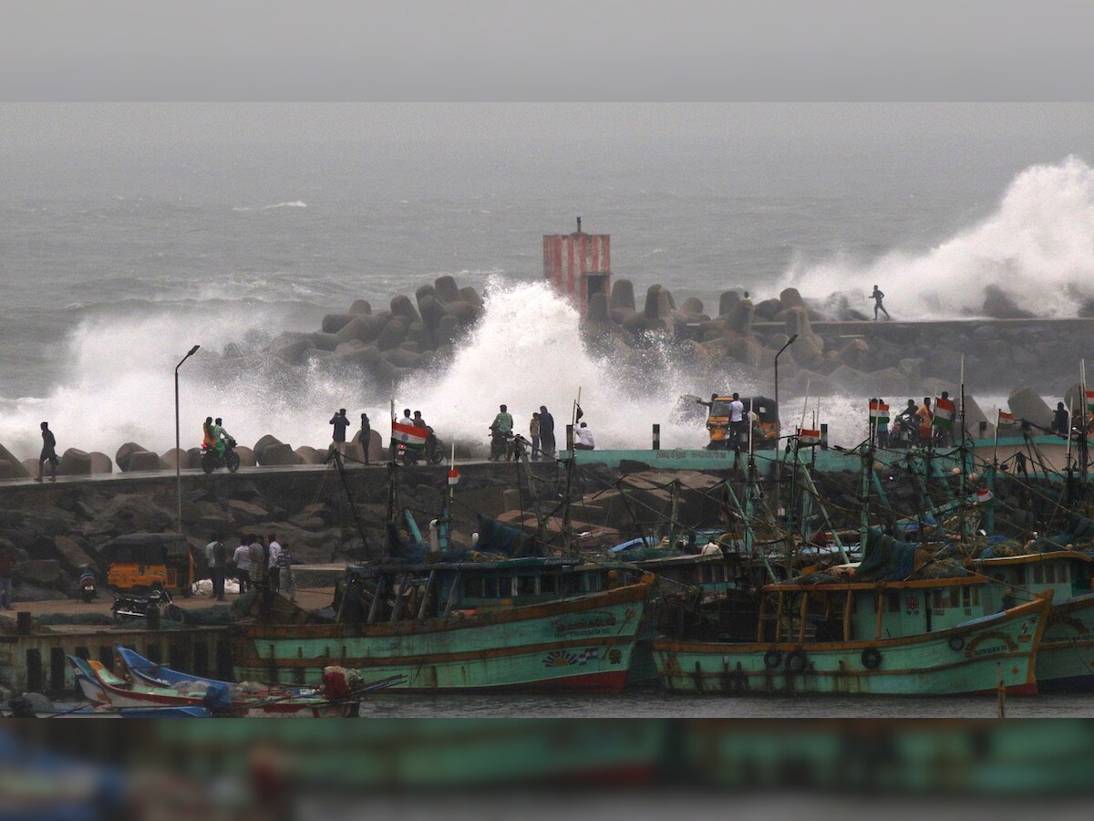 22 passenger trains cancelled as Cyclone Phethai to hit Andhra Pradesh today