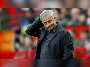 After Liverpool loss, Jose Mourinho bemoans Manchester United's lack of physicality