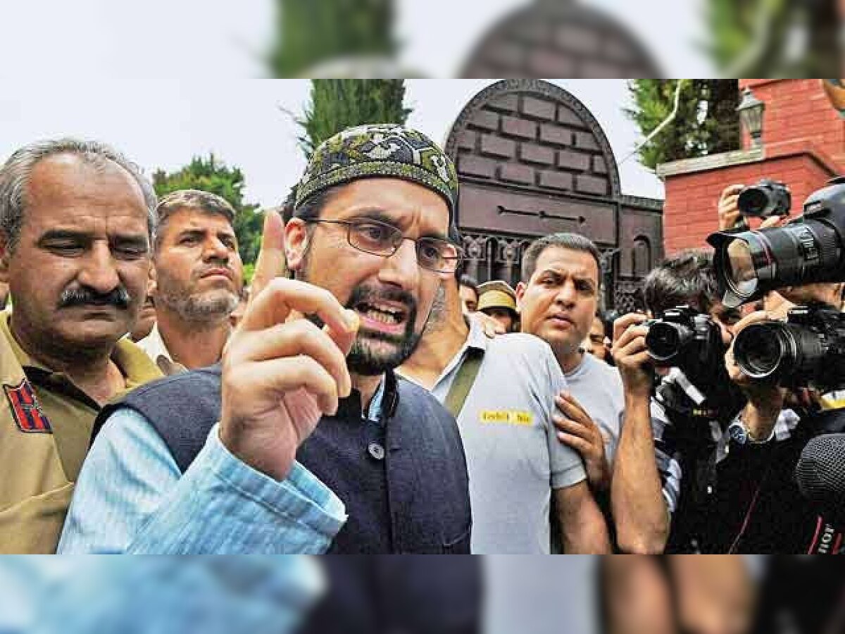 J&K: Mirwaiz Umar Farooq taken into preventive custody for defying house arrest