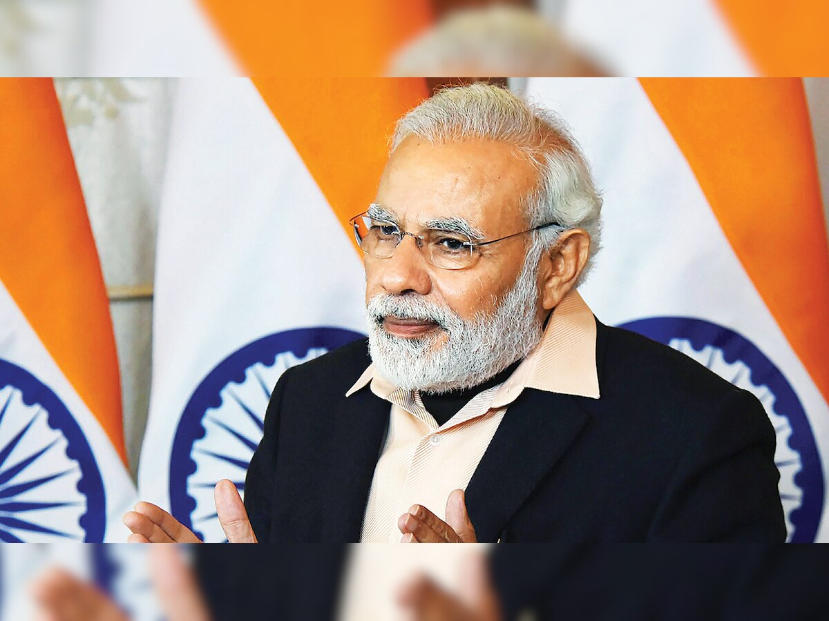 Film team meets PM Narendra Modi, bats for uniform GST
