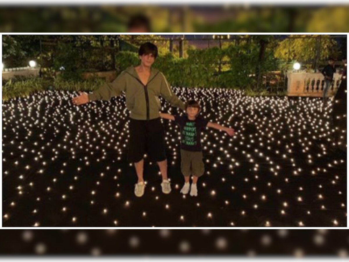 Like father, like son? Shah Rukh Khan teaches AbRam how to do his iconic pose