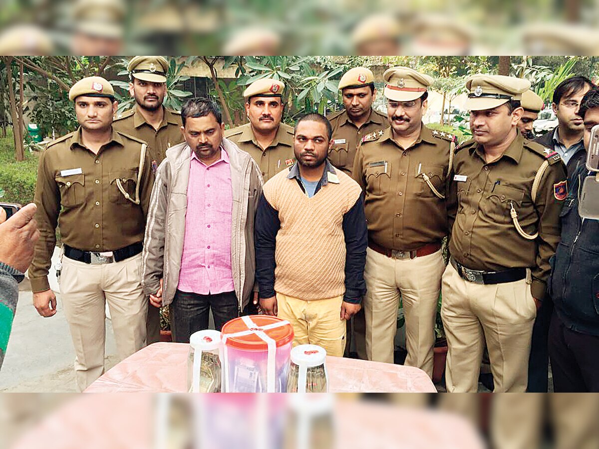 29-year-old, brother-in-law arrested for duping distributors from Unnav, UP