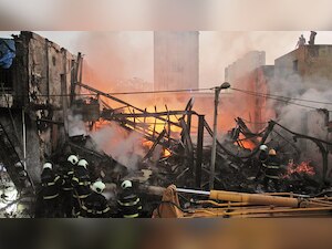 Mumbai: Fire in Kandivali garment factory claims 4 lives