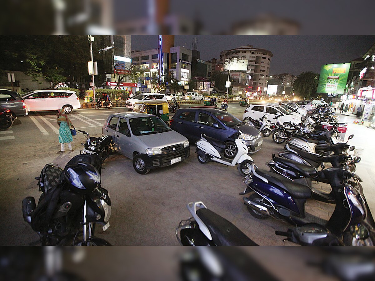 Malls can't levy parking fee on visitors, says Gujarat government