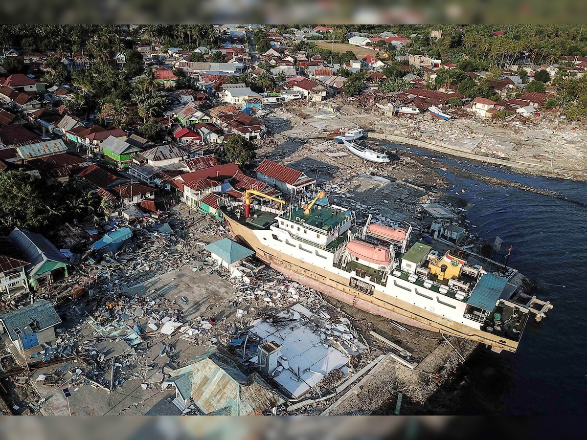 Indonesia Tsunami: Death toll now rises to 429, at least 128 missing 