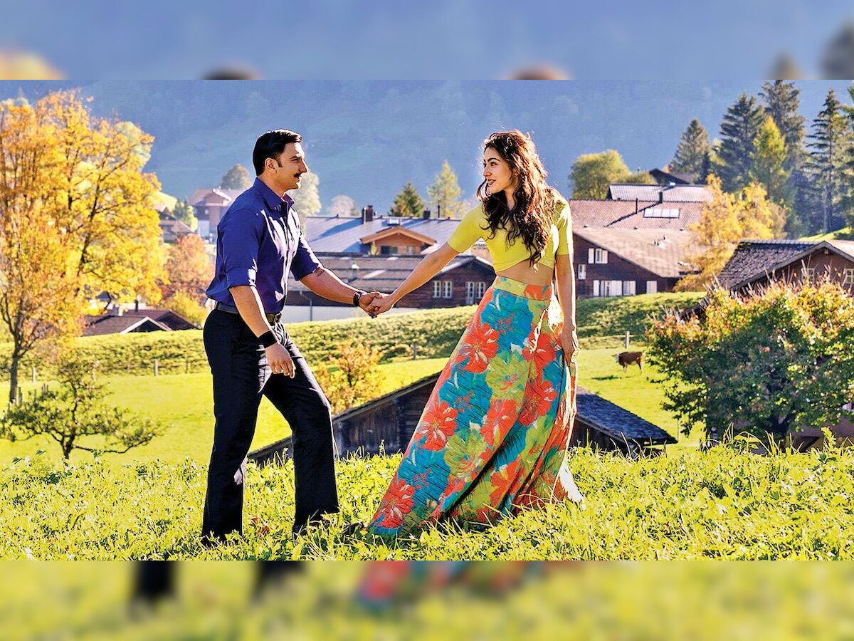 Ranveer Singh-Sara Ali Khan-starrer 'Simmba' jostles, gets leaked online