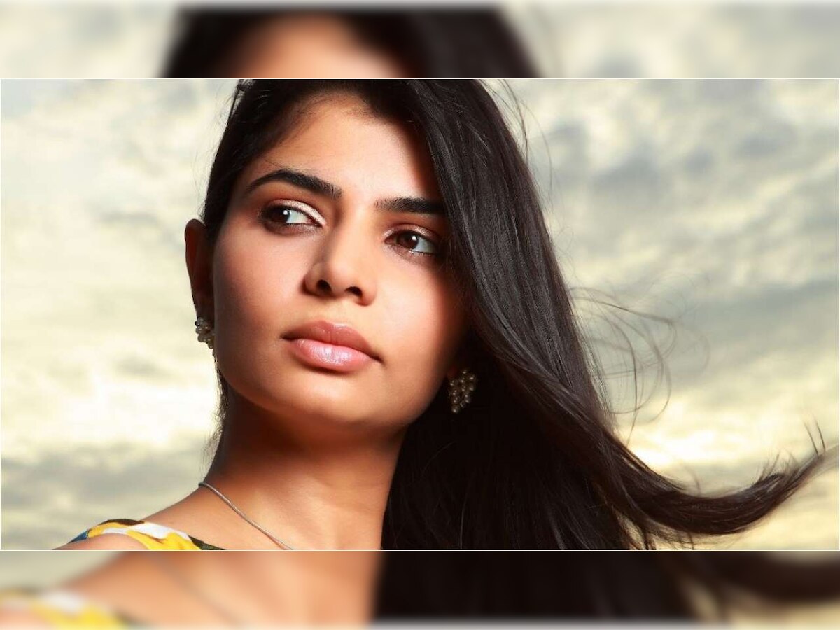 Dubbing Union asks Chinmayi Sripaada to pay 'Random Fee', issue an apology after #MeToo