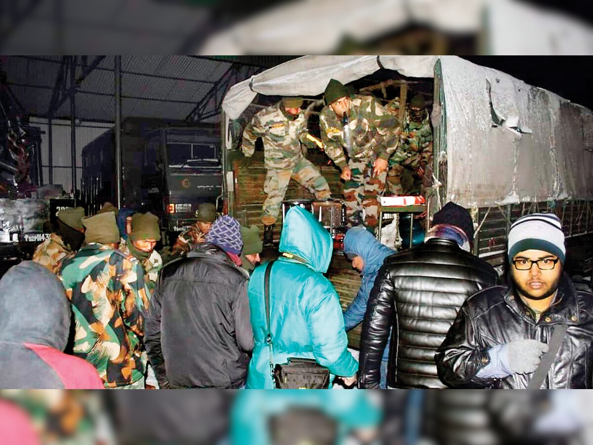 Army men slept out in -9°C to keep tourists safe and alive: Tourists