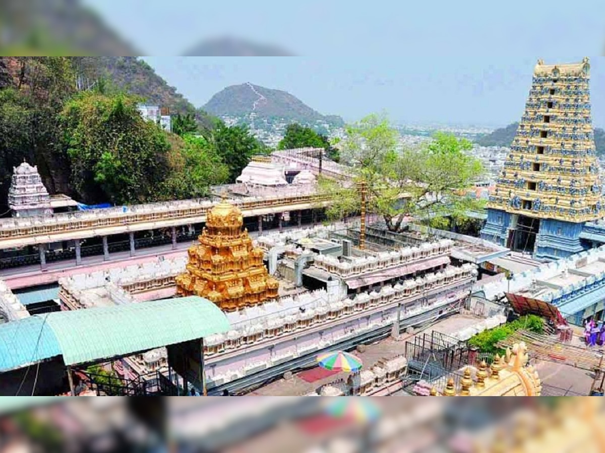 Vijayawada: Sleeveless tops, shorts banned at Indrakeeladri Temple