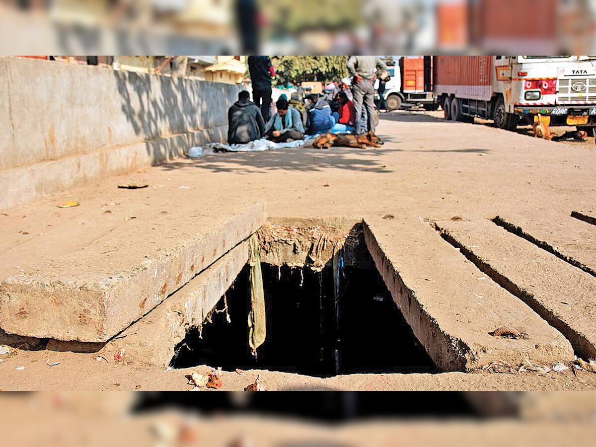 BMC to cover another 1,311 manholes with safety nets across Mumbai