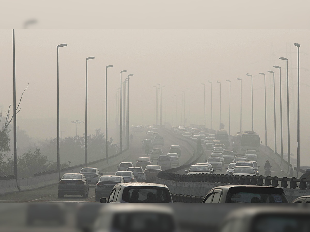 Delhi: Improved air quality index worsens by evening; wind speed slows down