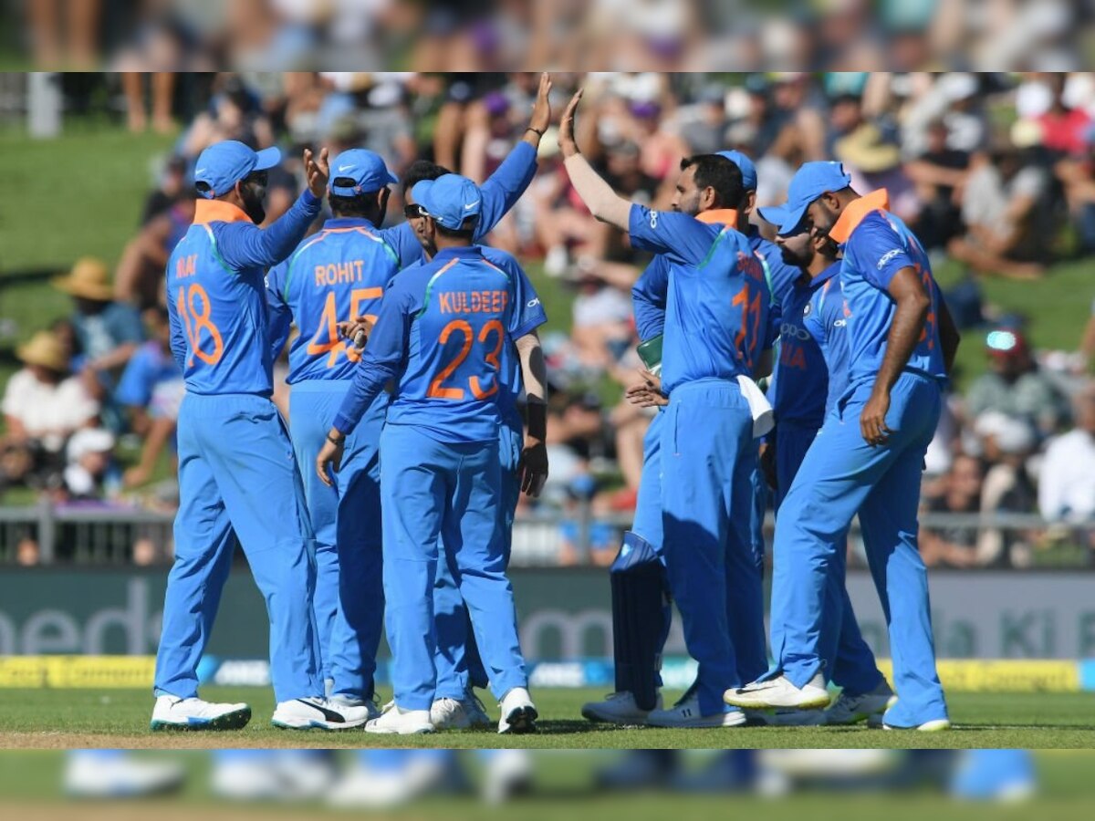 India vs New Zealand, 1st ODI: Kohli's side crushes Blackcaps by 8 wickets after sun-induced stoppage