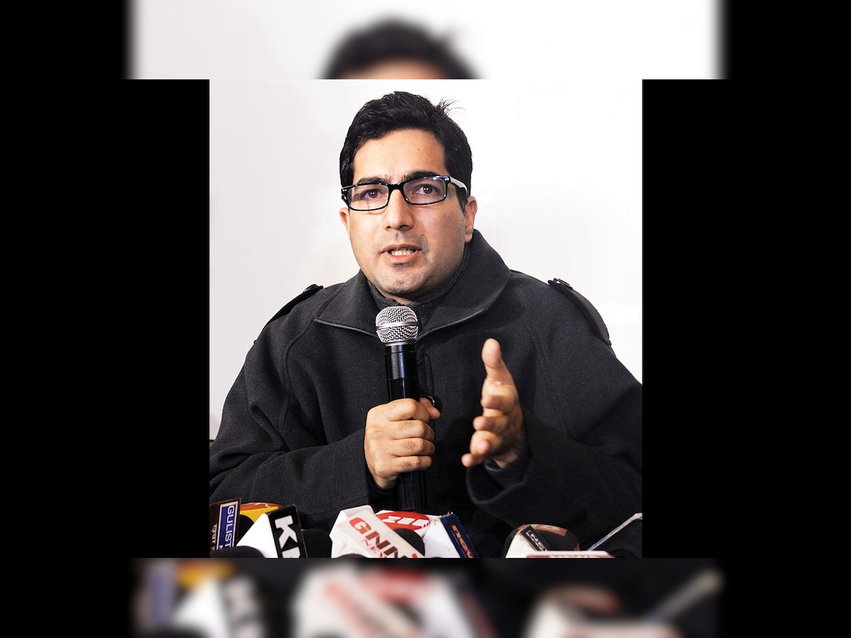 Hizbul Mujahideen cautions people about Shah Faesal