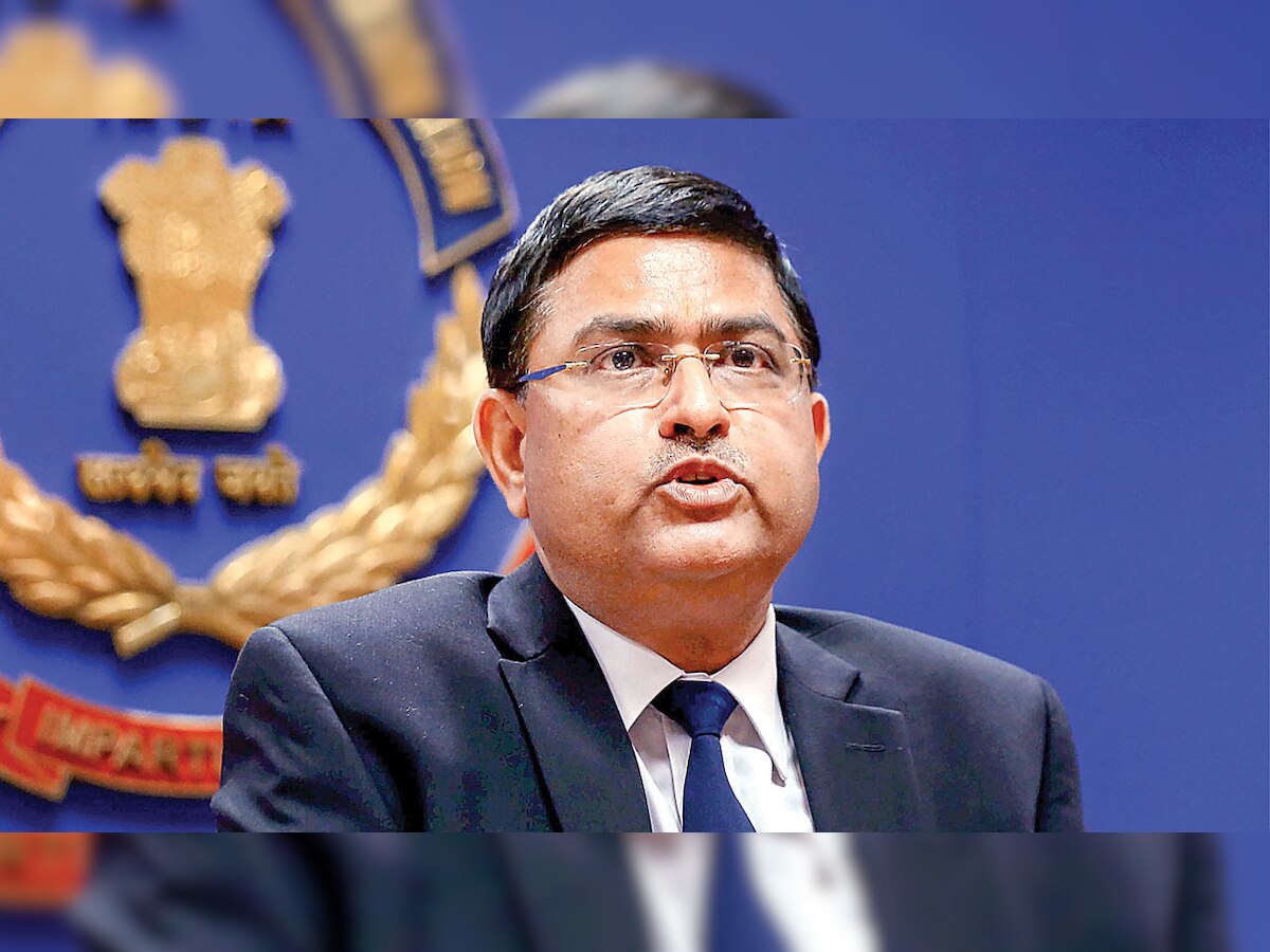 Rakesh Asthana brother MK Asthana makes charges against officers