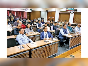 Gujarat: Farmer, middle-class friendly budget, says Local industry leaders