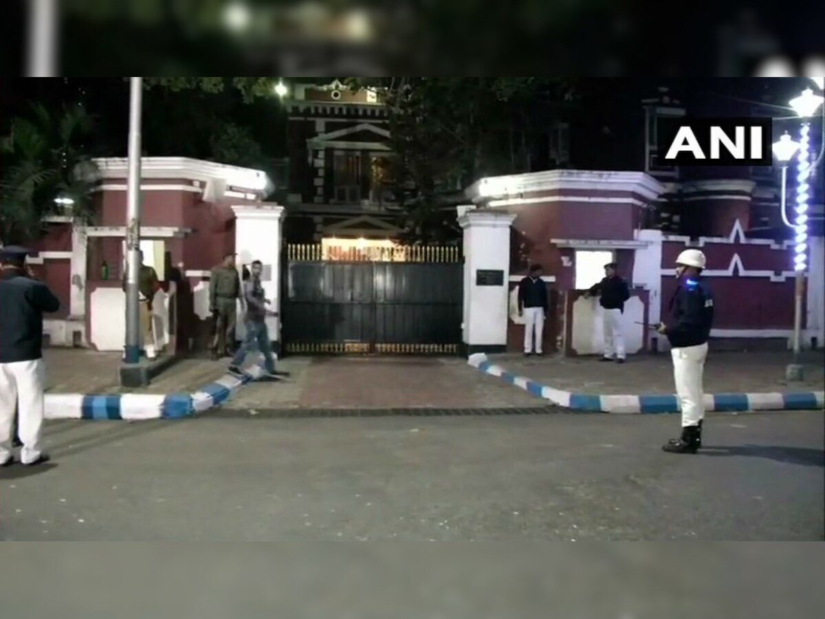 CBI officials manhandled, detained near Kolkata police chief’s residence