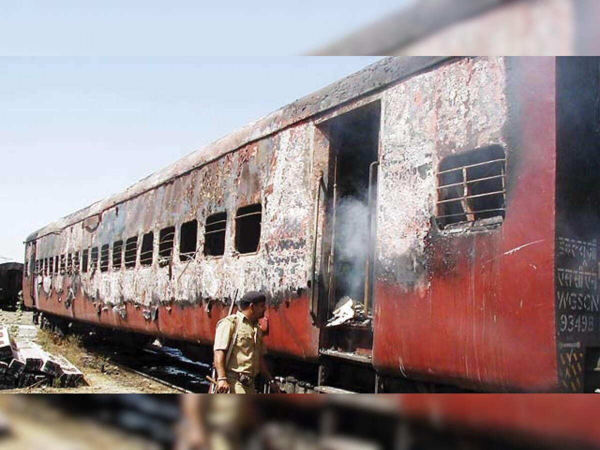 Godhra train carnage: Almost a year after HC verdict, Gujarat govt to give Rs 5 lakh to kin