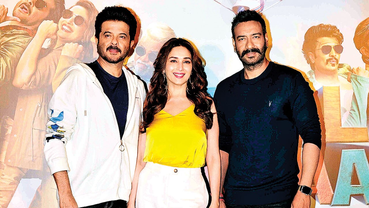 The actress with her co-stars Anil Kapoor and Ajay Devgn