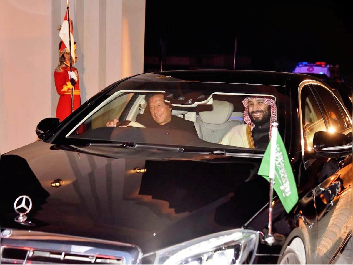 'Highest paid chauffeur': Twitter mocks Imran Khan for 'personally driving' Saudi Prince to PM House